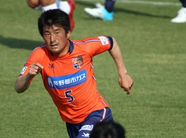 R32E6863-11.jpg