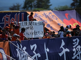 R32X1825.JPG