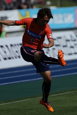R32X2040-11.jpg