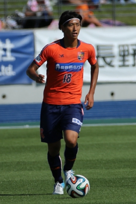 R32X2177-11.jpg