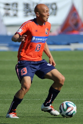 R32X2223-11.jpg