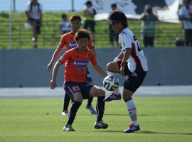 R32X2413-11.jpg