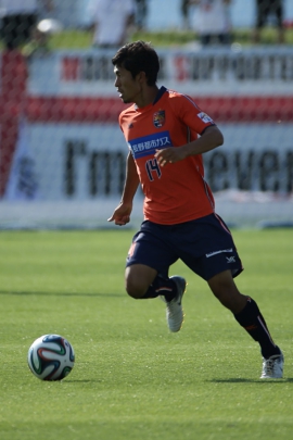 R32X2424-11.jpg