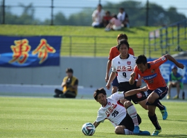 R32X2582-11.jpg