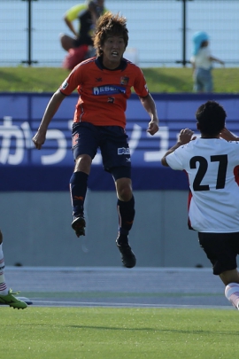 R32X2640-11.jpg