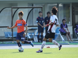 R32X2661-11.jpg