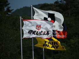 R32X2257.JPG