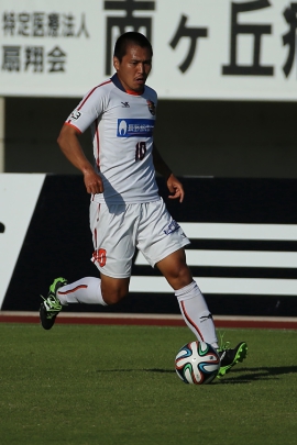 R32X2454-11.jpg