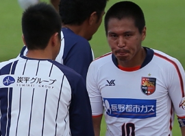 R32X2990-11.jpg