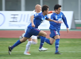 R32X5598.JPG