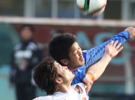 R32X5781-11.jpg