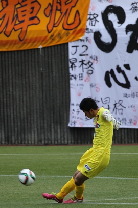 R32X7225-11.jpg