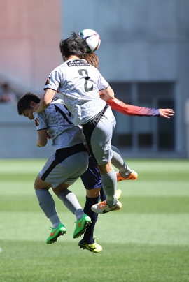 R32X0334-11.jpg