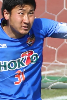 R32X2383-11.jpg