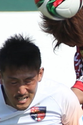 R32X2282-11.jpg
