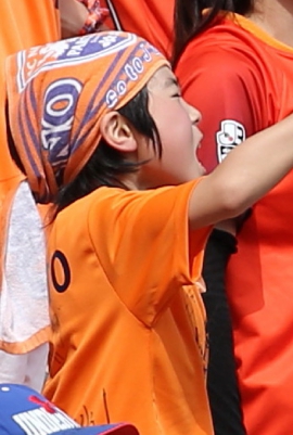 R32X2627-11.jpg