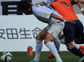 R32X2648-11.jpg