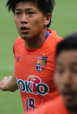 R32X2683-11.jpg