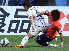 R32X2928-11.jpg
