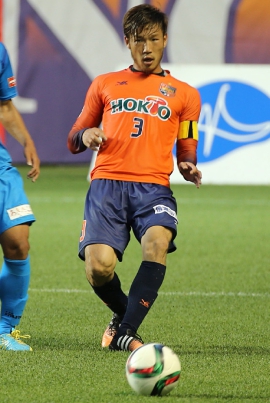 R32X4665-11.jpg