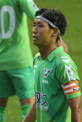 R32X6079-11.jpg