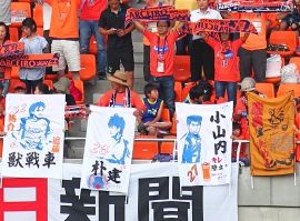 R32E7826-11.jpg